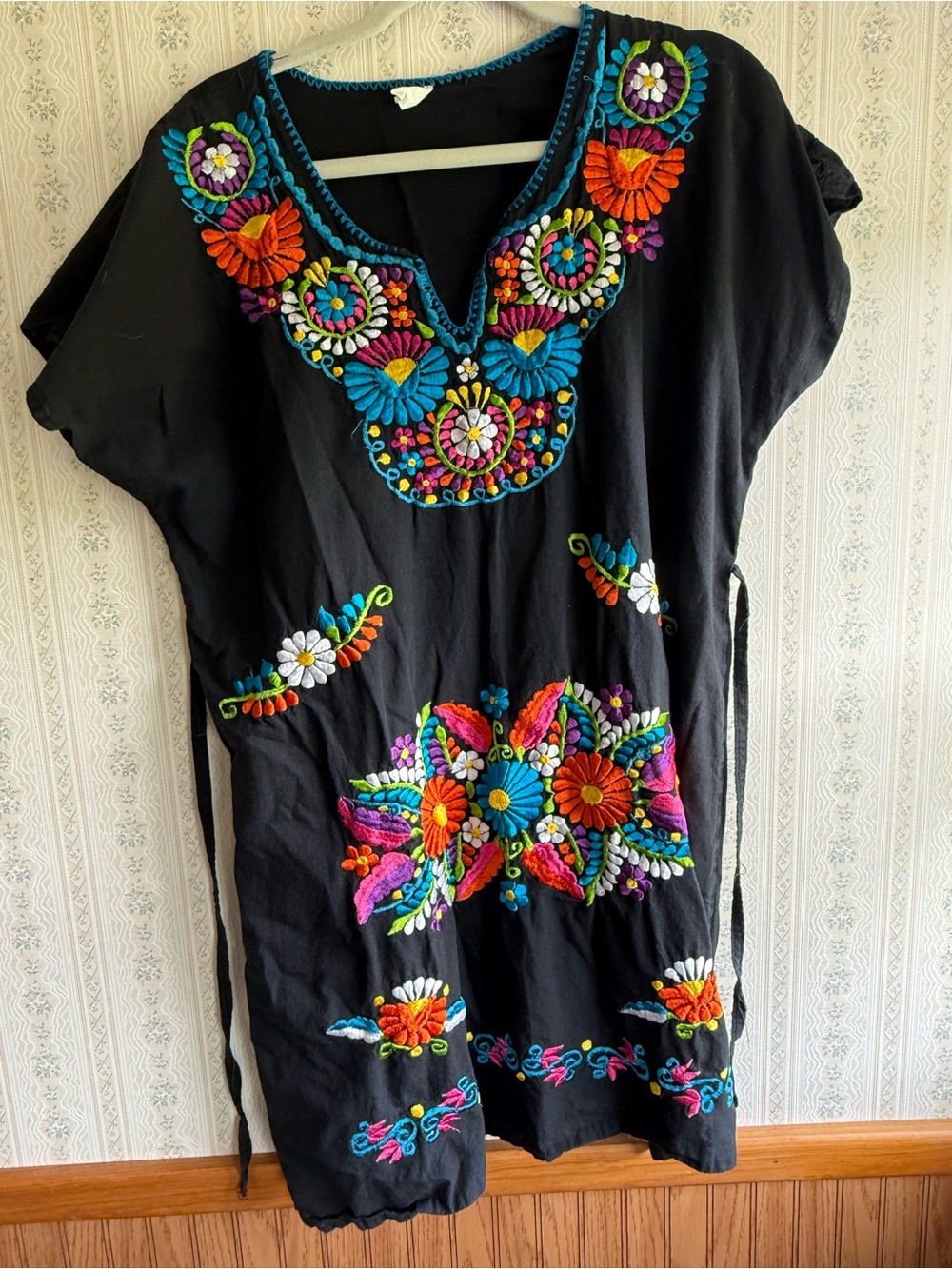 J.R. Palacios Mexican Embroidered Black Floral Tunic Dress L boho embroidered